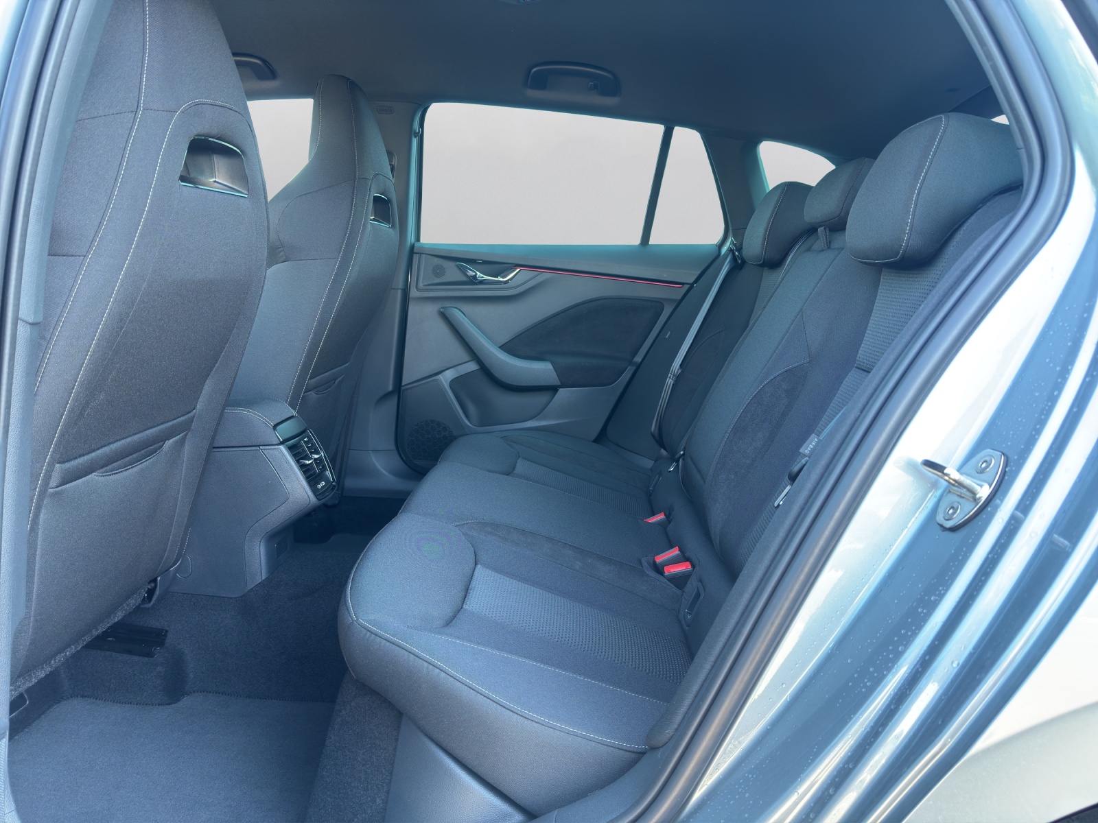 SKODA Scala 1.5 TSI Dynamic DSG-image-10