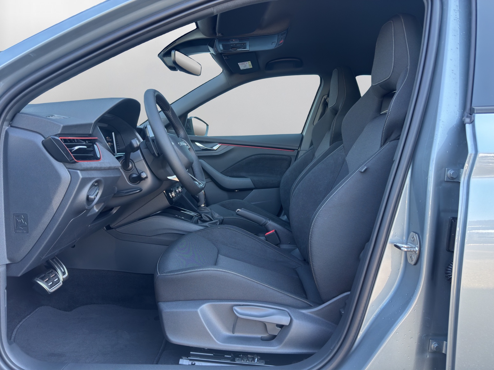 SKODA Scala 1.5 TSI Dynamic DSG-image-9