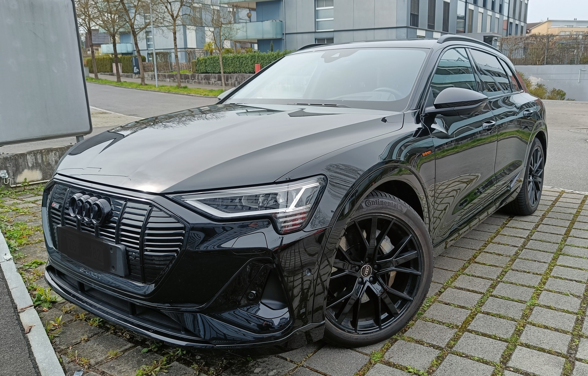 AUDI e-tron 55 S Line Black Edition quattro Kaufen