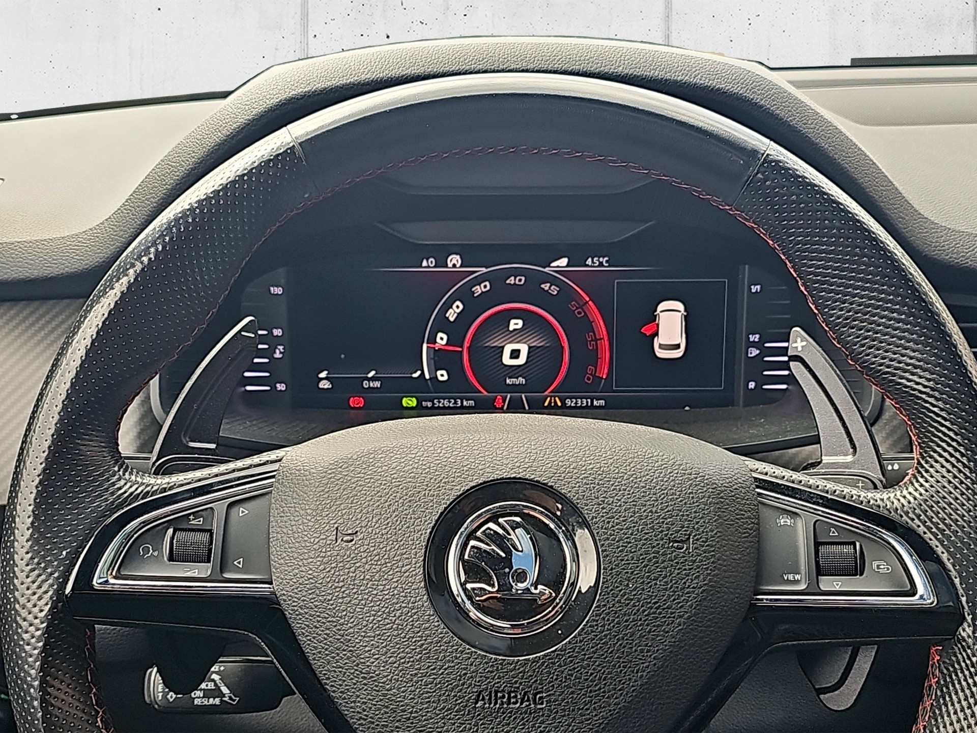 SKODA Kodiaq 2.0 Bi-TDI SCR RS 4x4 DSG-image-15