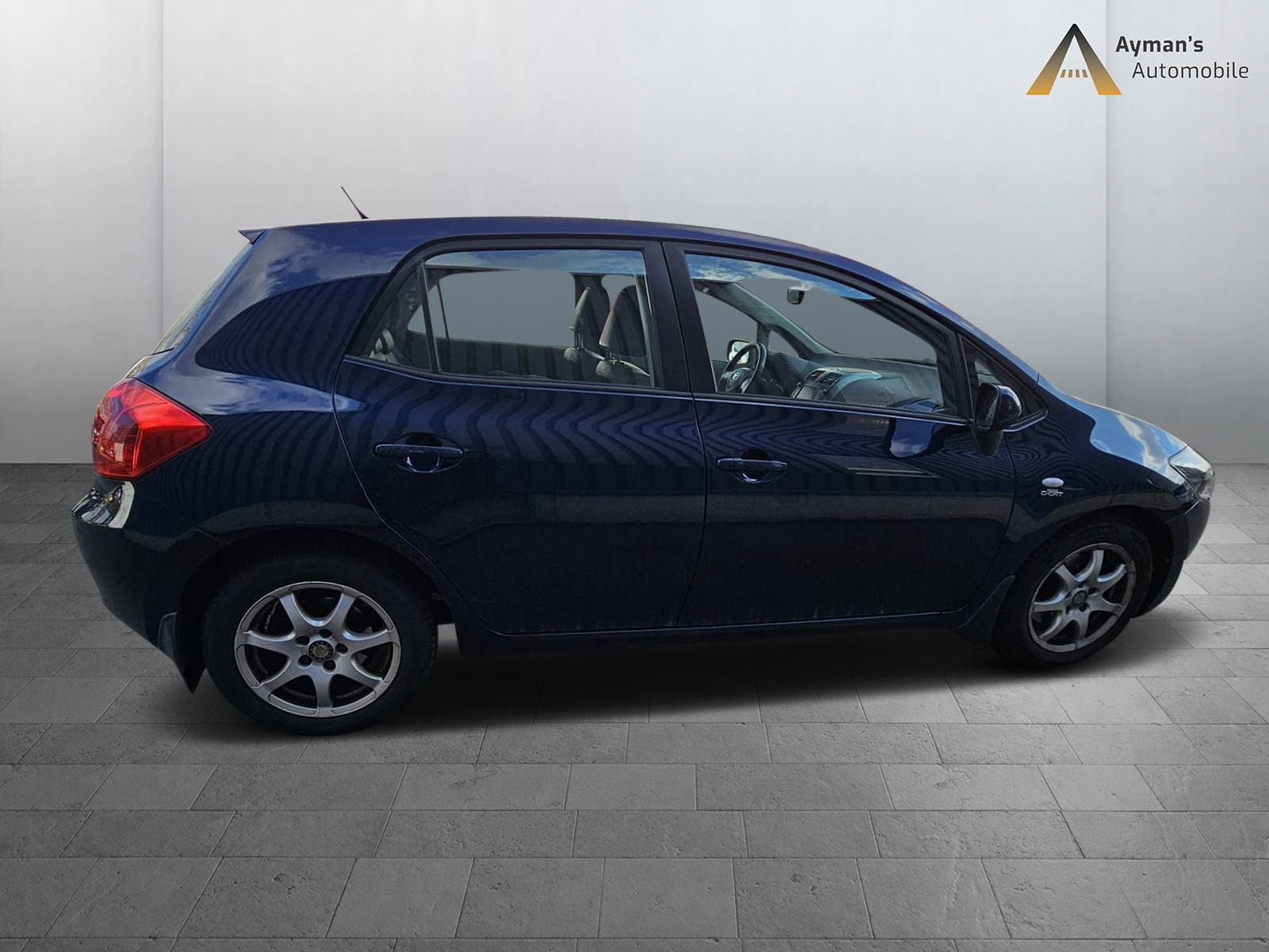 TOYOTA Auris 2.2 D-4D CleanPower Linea Sol Premium-image-6
