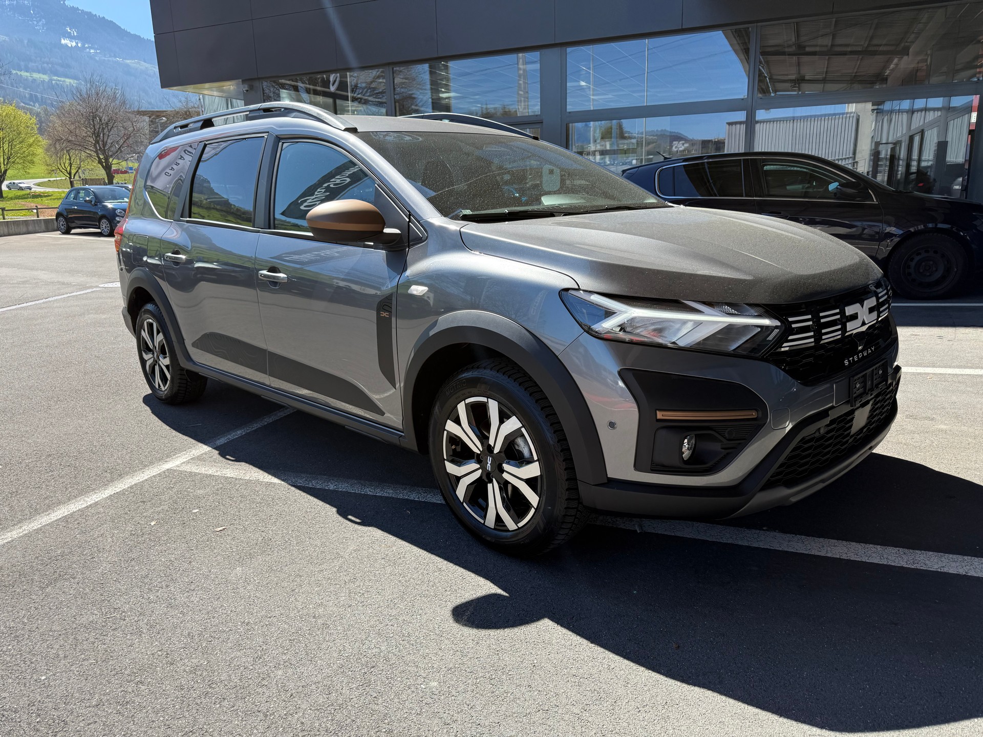 DACIA Jogger HEV 140 Extreme-image-4
