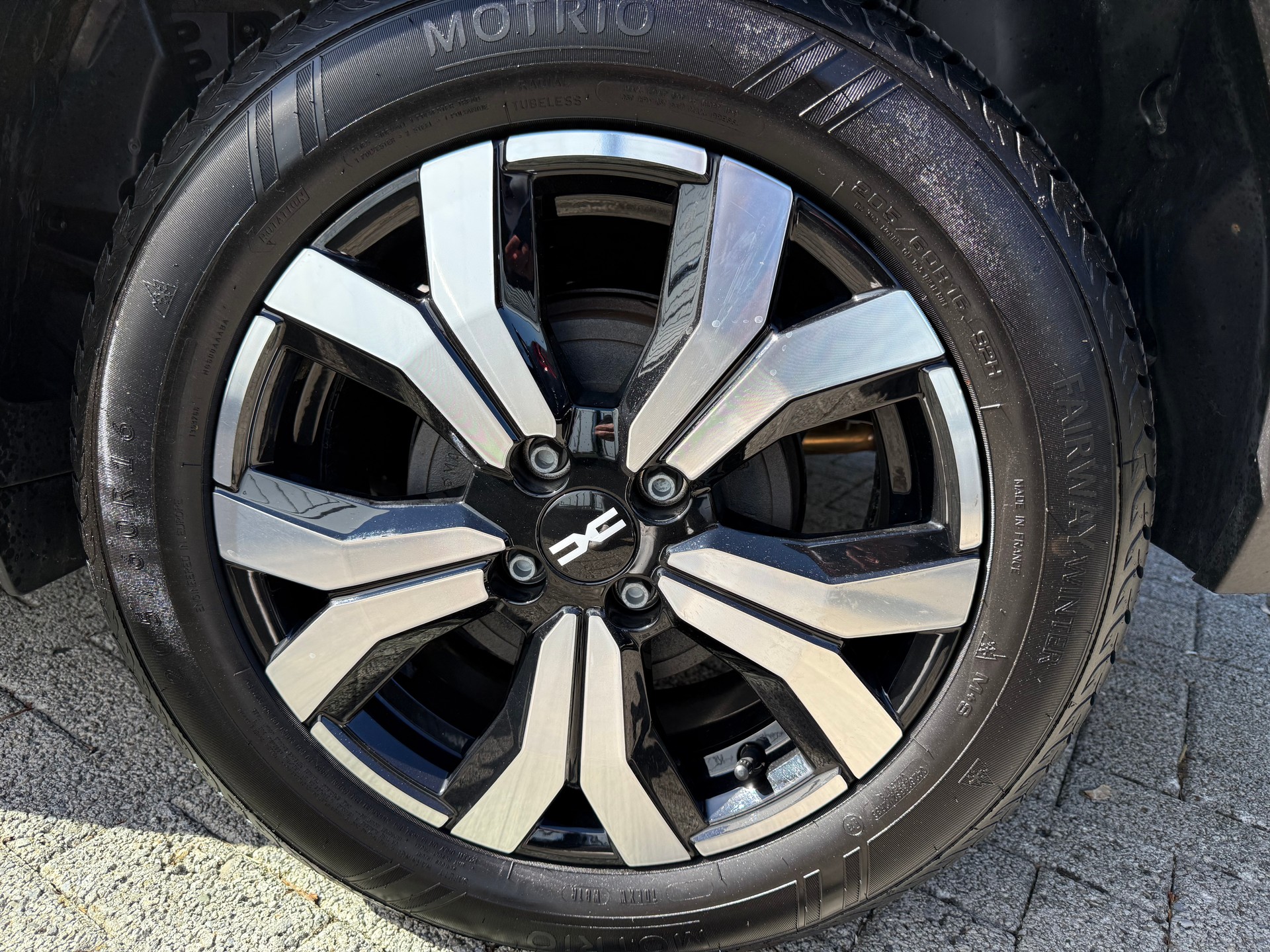 DACIA Jogger HEV 140 Extreme-image-11