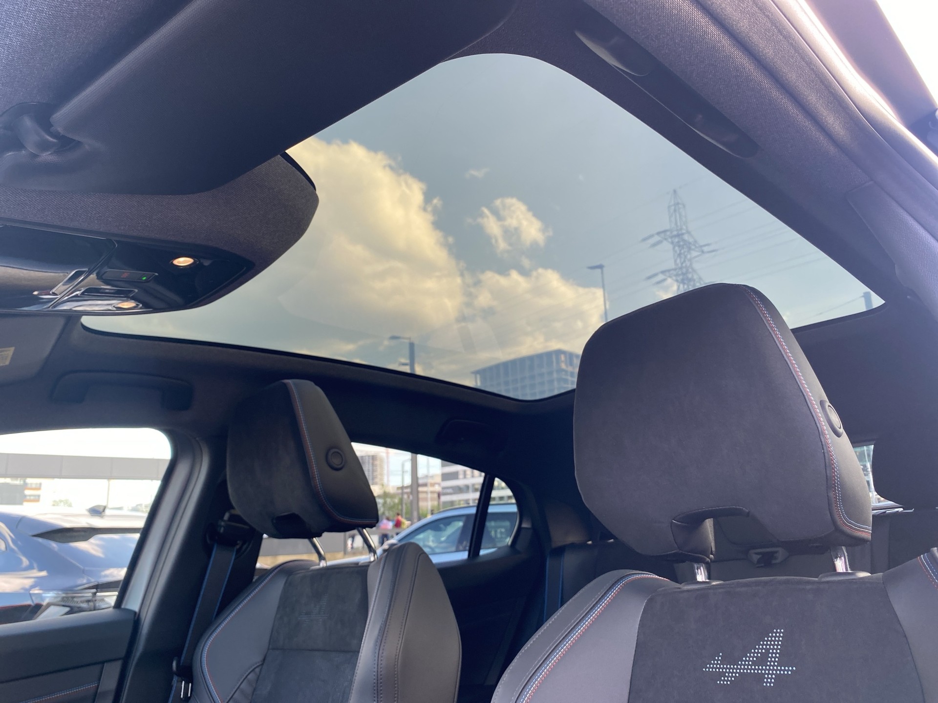 RENAULT Rafale 1.2 E-Tech Hybrid 200 Esprit Alpine-image-13