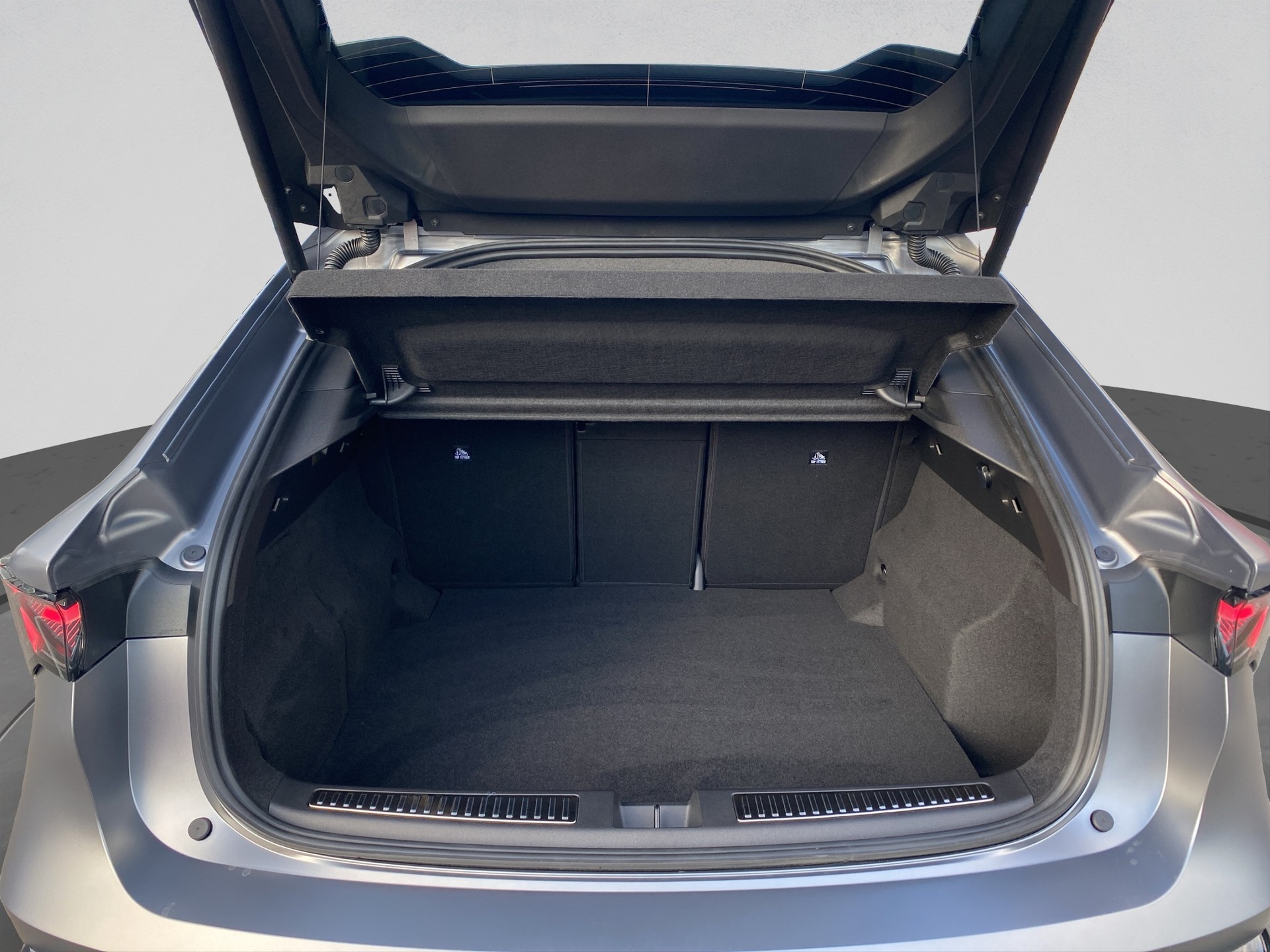 RENAULT Rafale 1.2 E-Tech Hybrid 200 Esprit Alpine-image-11