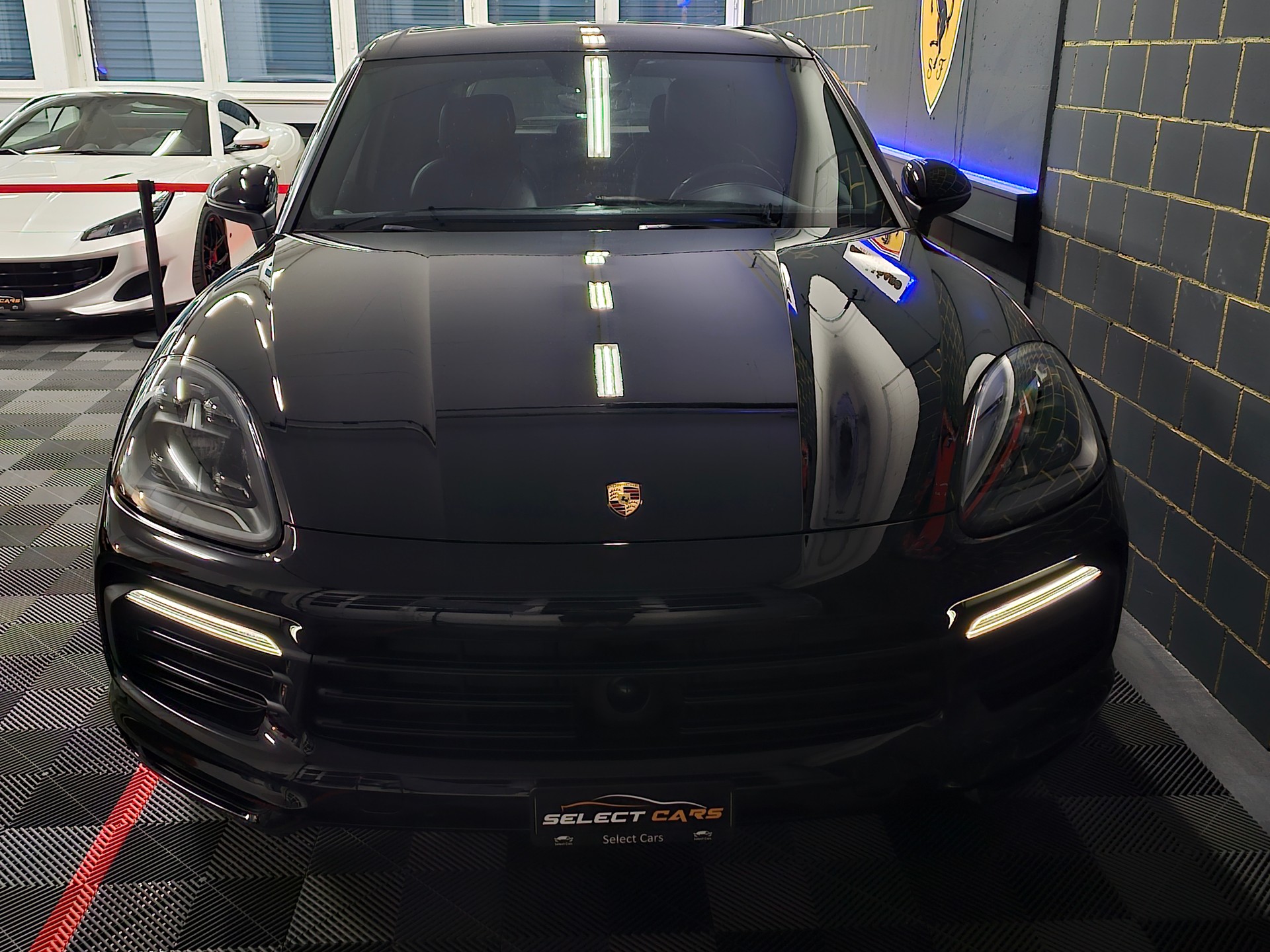 PORSCHE Cayenne S Turbo Look-image-6