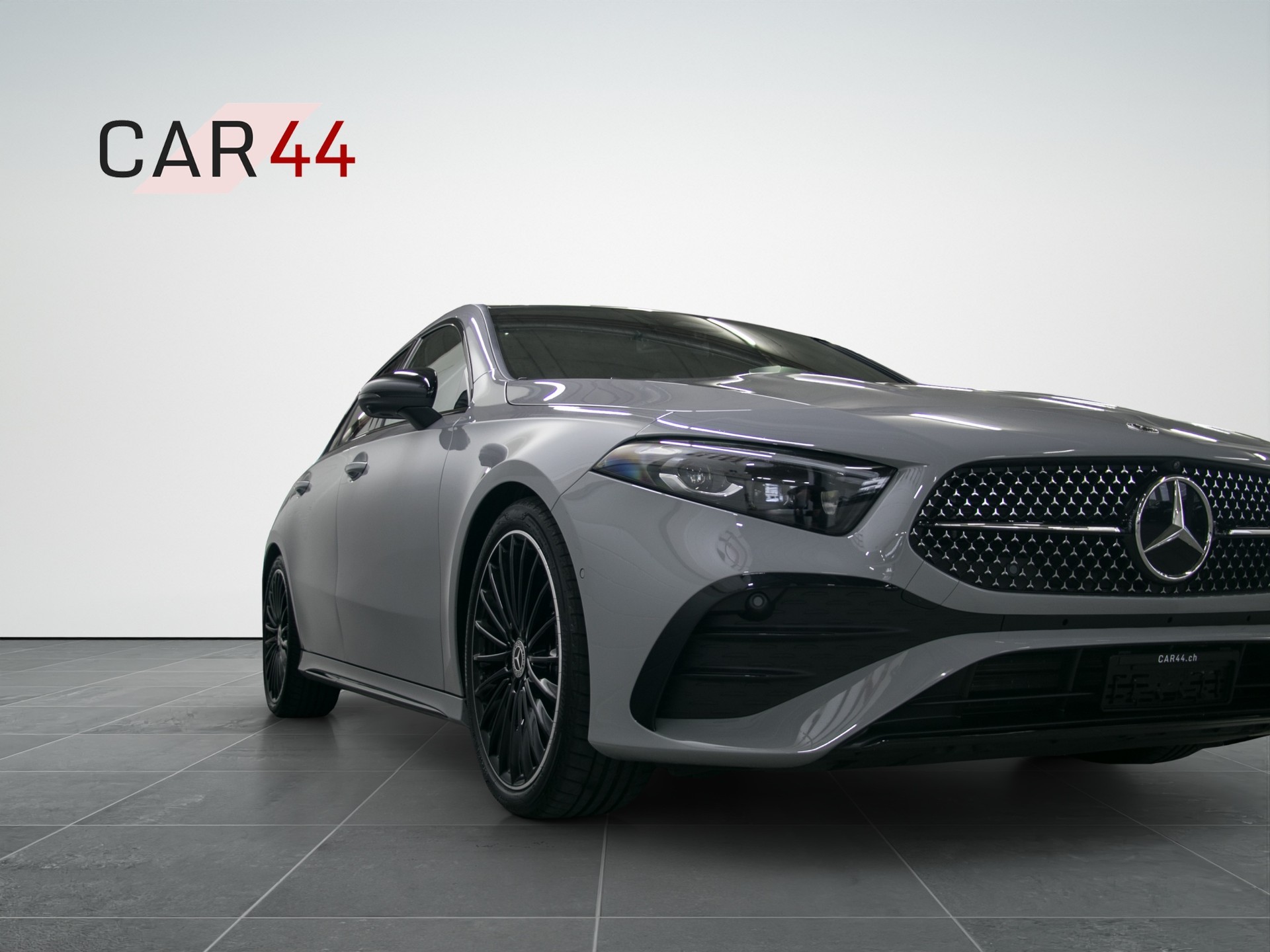 MERCEDES-BENZ A 250 4Matic AMG-Line 8G-DCT-image-17