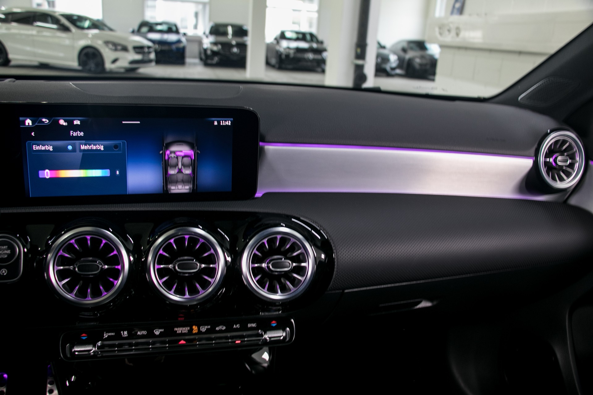 MERCEDES-BENZ A 250 4Matic AMG-Line 8G-DCT-image-10