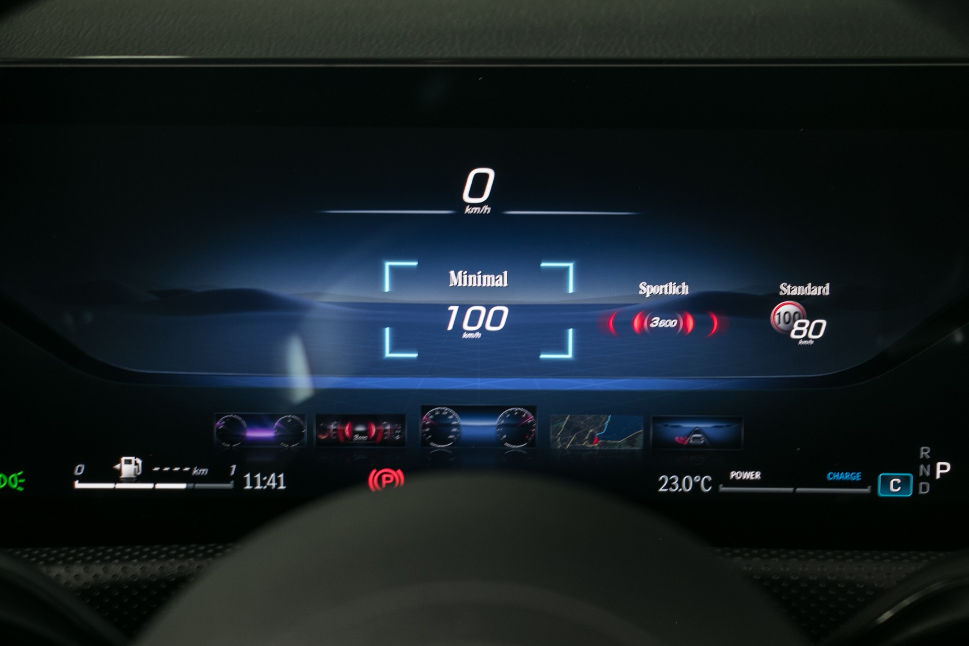 MERCEDES-BENZ A 250 4Matic AMG-Line 8G-DCT-image-6