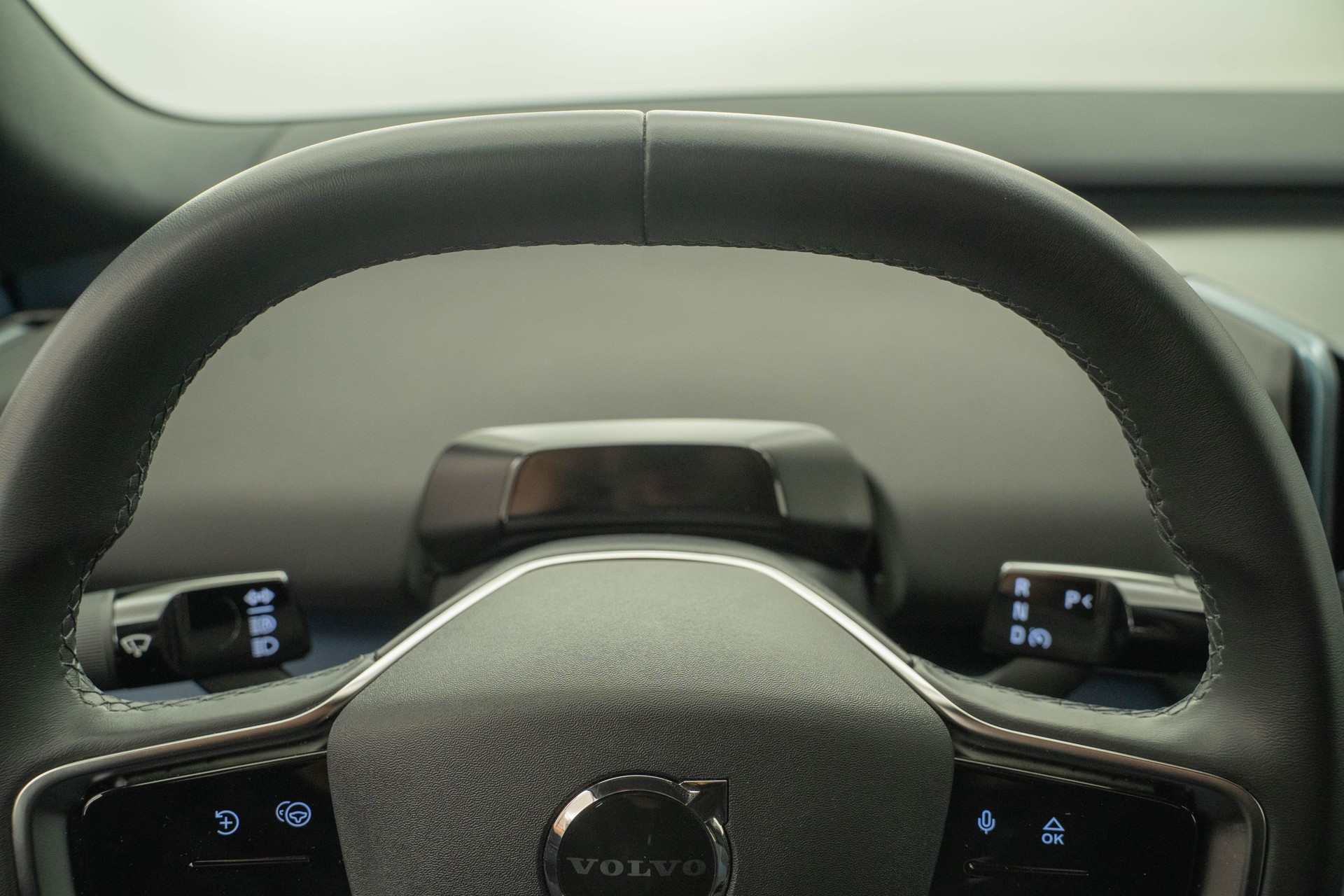VOLVO EX30 E60 Core-image-10