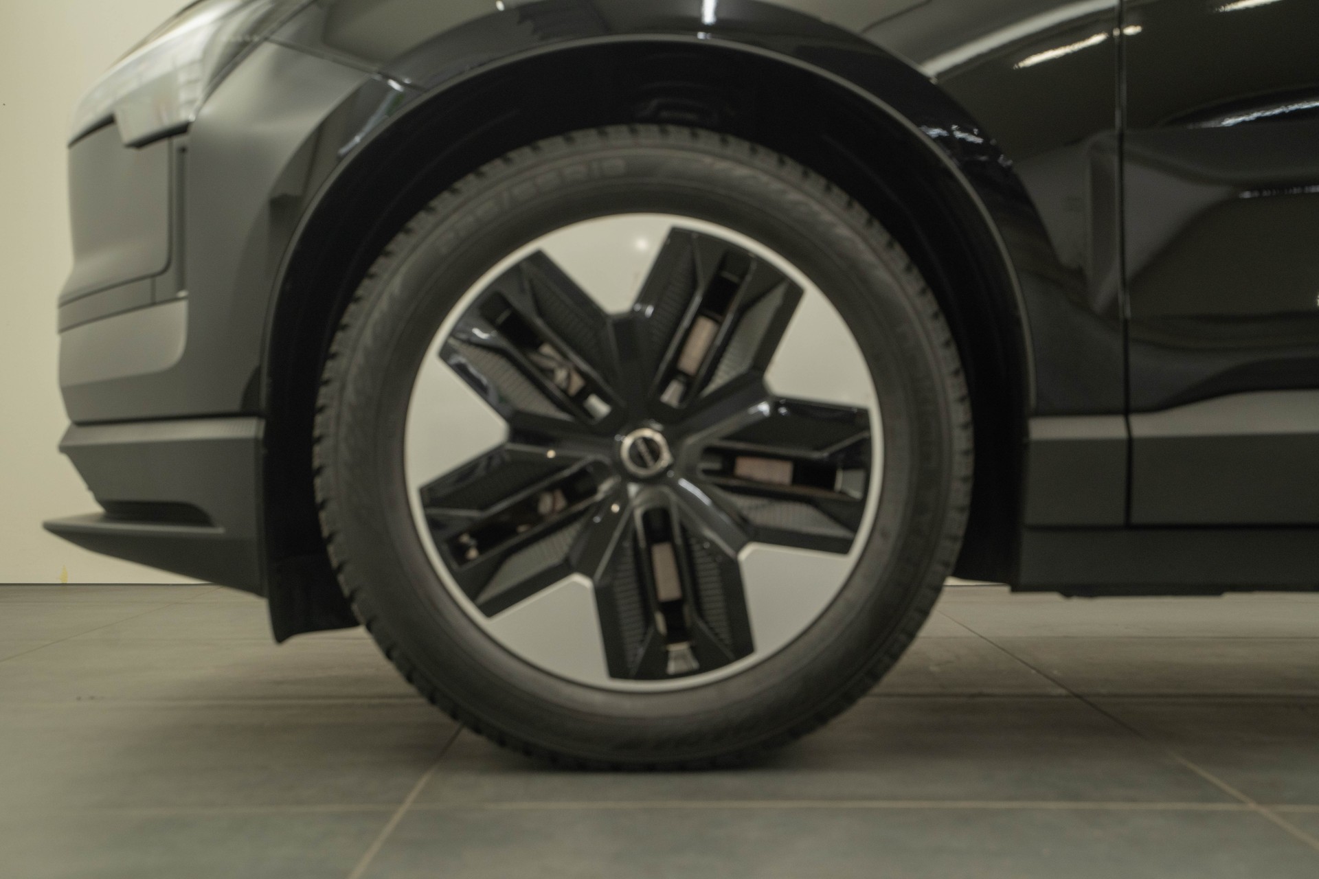 VOLVO EX30 E60 Core-image-15