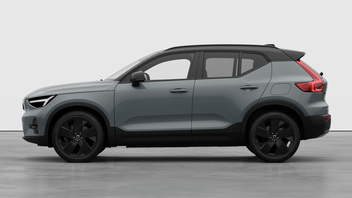 VOLVO EX40 Twin Black Edition AWD-image-2