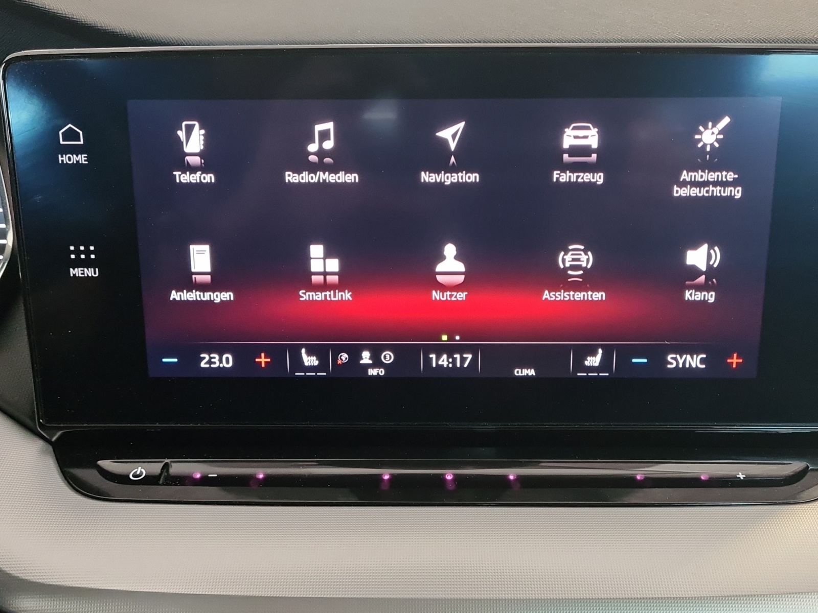 SKODA Octavia Combi 2.0 TDI DSG Ambition-image-13