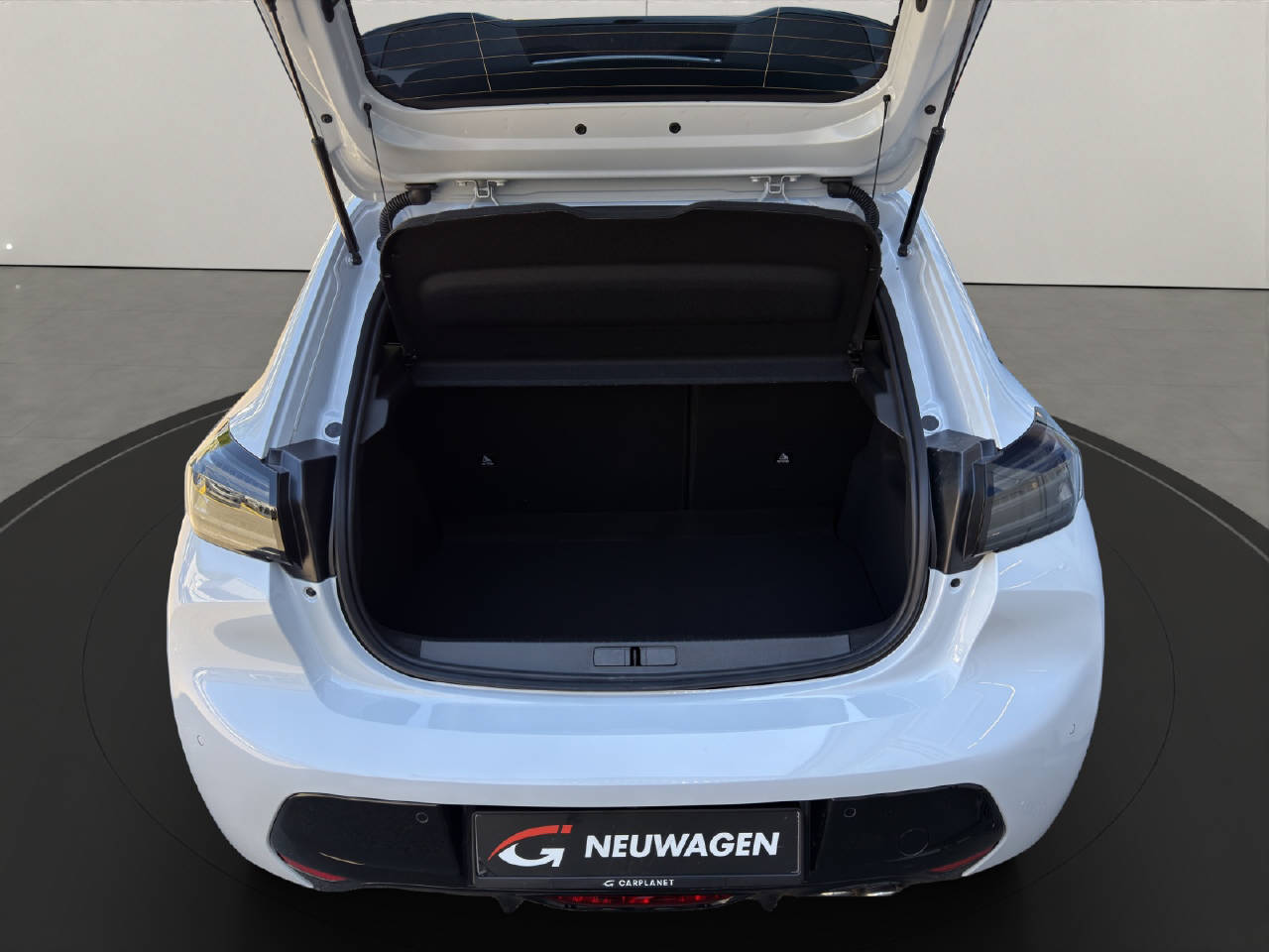 PEUGEOT 208 1.2 Hybrid 145 GT-image-12