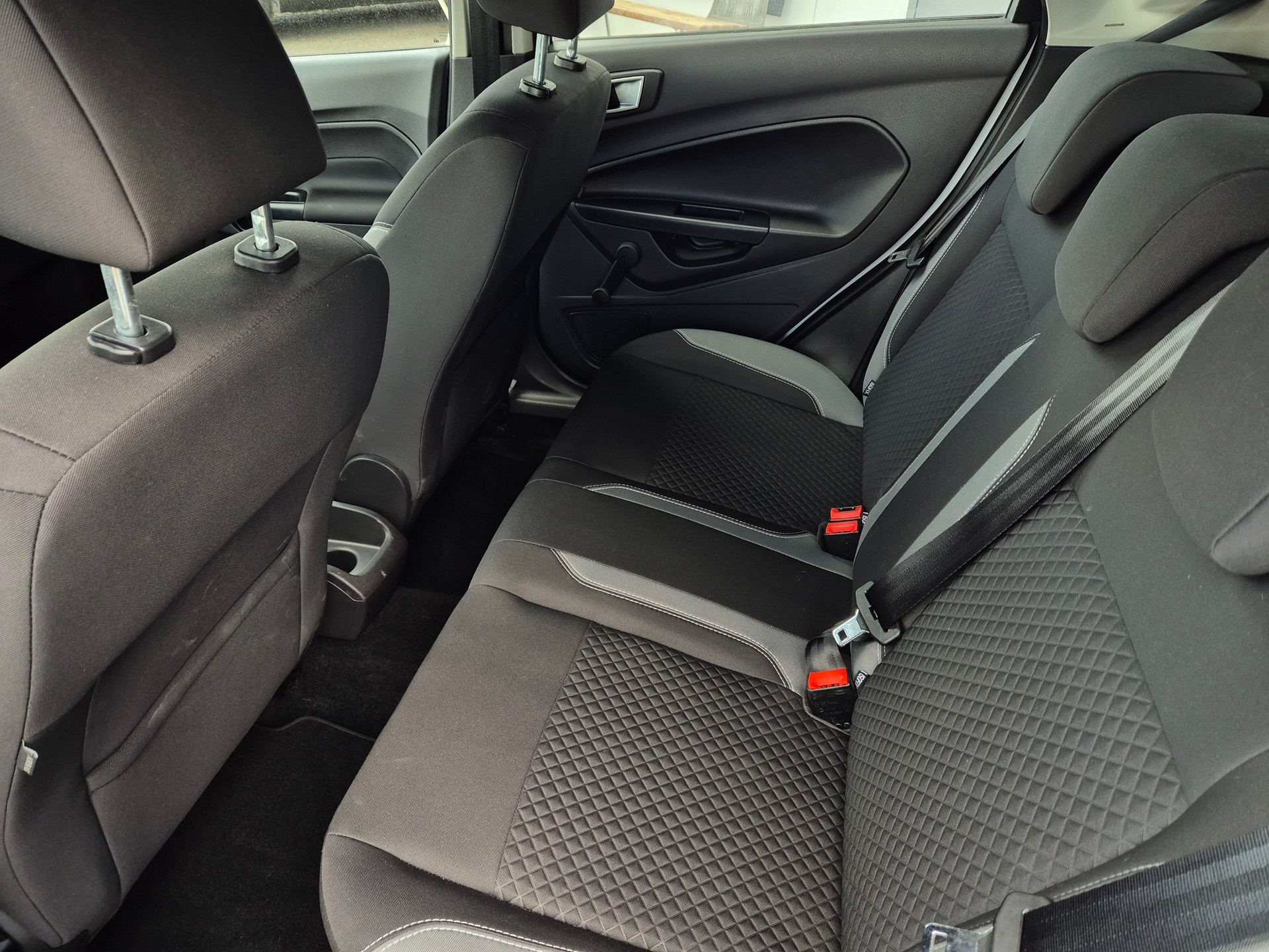 FORD FIESTA 1.5 TDCI SYNC - *für Export*-image-14