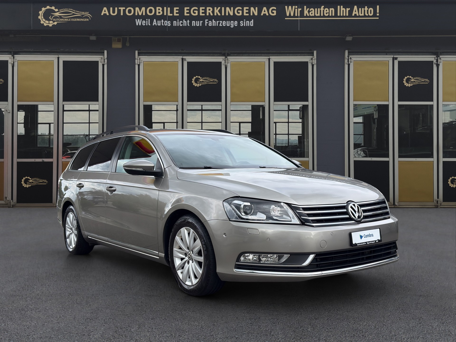 VW Passat Variant 2.0 TSI Comfortline DSG-image-2