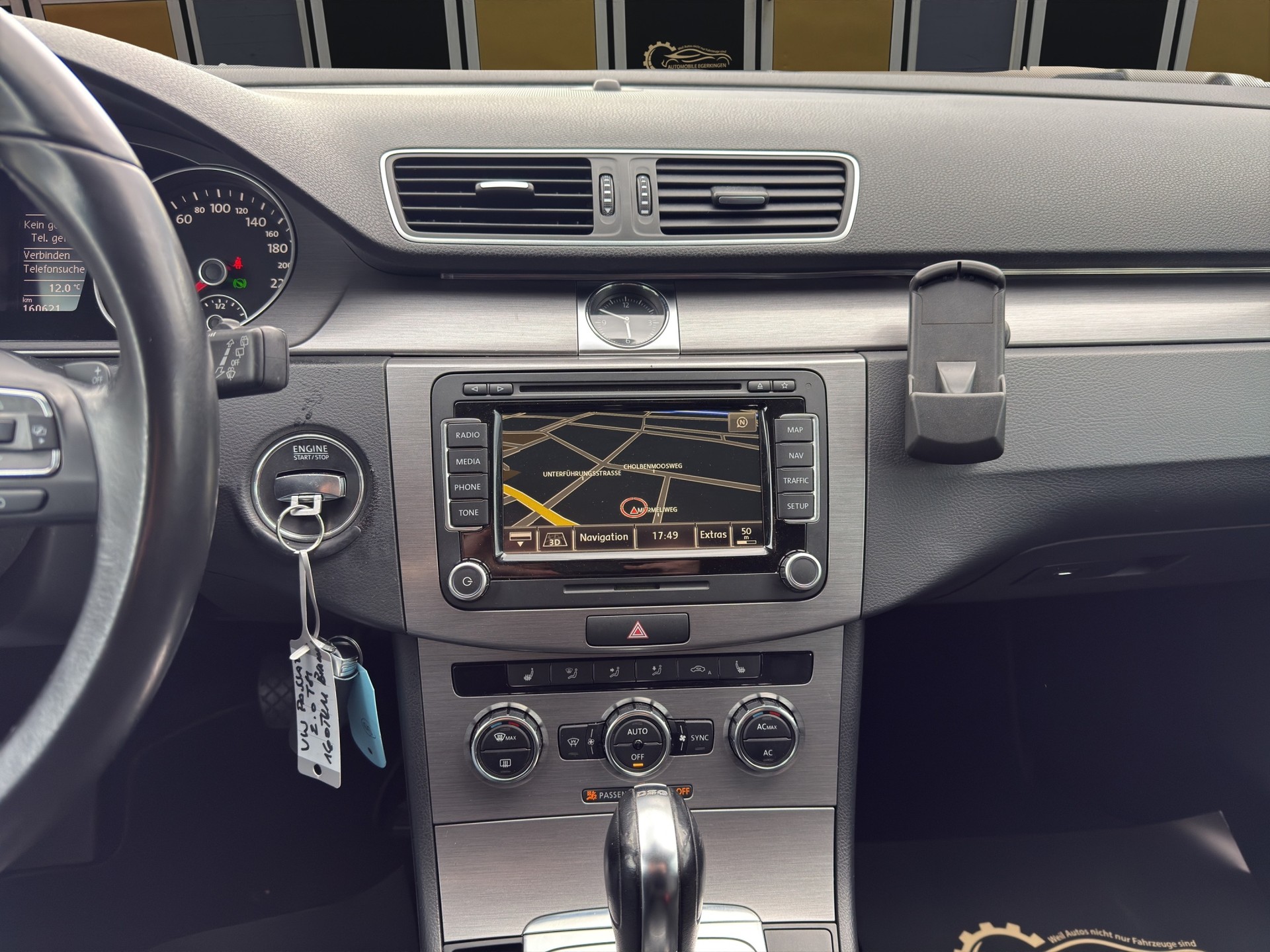 VW Passat Variant 2.0 TSI Comfortline DSG-image-14