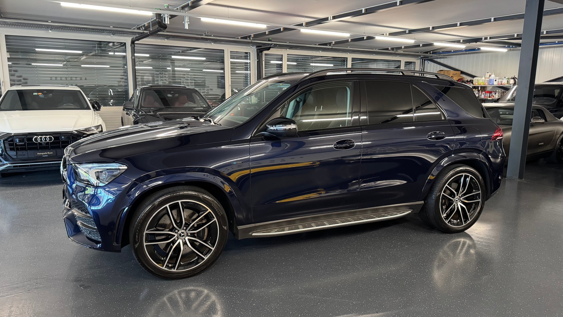 MERCEDES-BENZ GLE 350 de 4Matic AMG Line 9G-Tronic-image-10