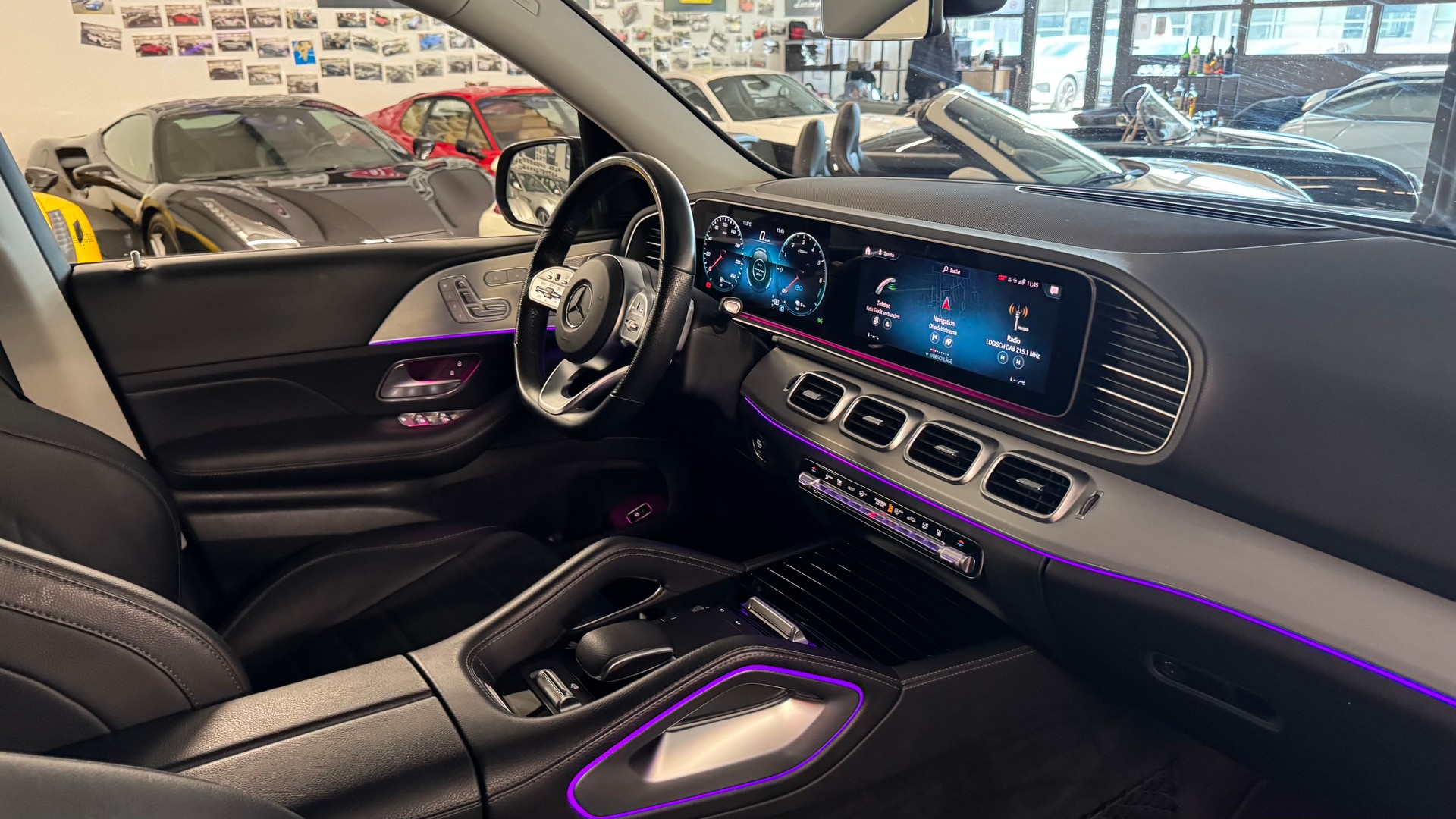 MERCEDES-BENZ GLE 350 de 4Matic AMG Line 9G-Tronic-image-16