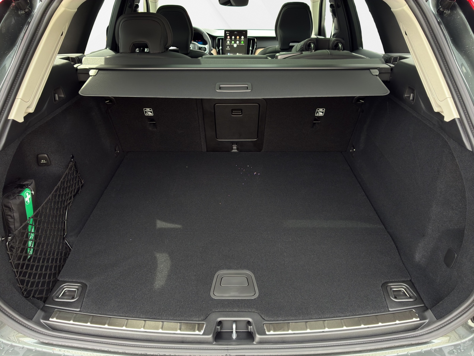VOLVO XC60 2.0 T6 TE Ultra Dark eAWD-image-14