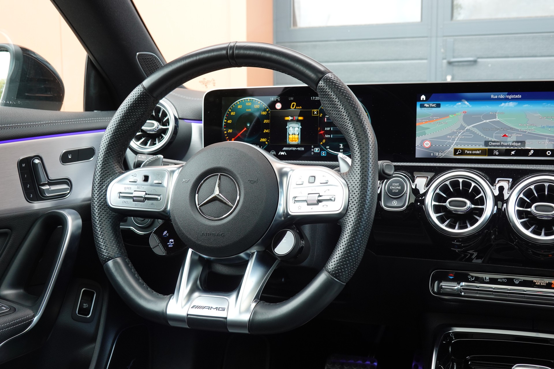 MERCEDES-BENZ CLA Shooting Brake 35 AMG 4Matic -" Sièges AMG * Toit Ouvrant * Sièges Electriques+Chauffant * GPS * Lumière Ambiance "-image-11
