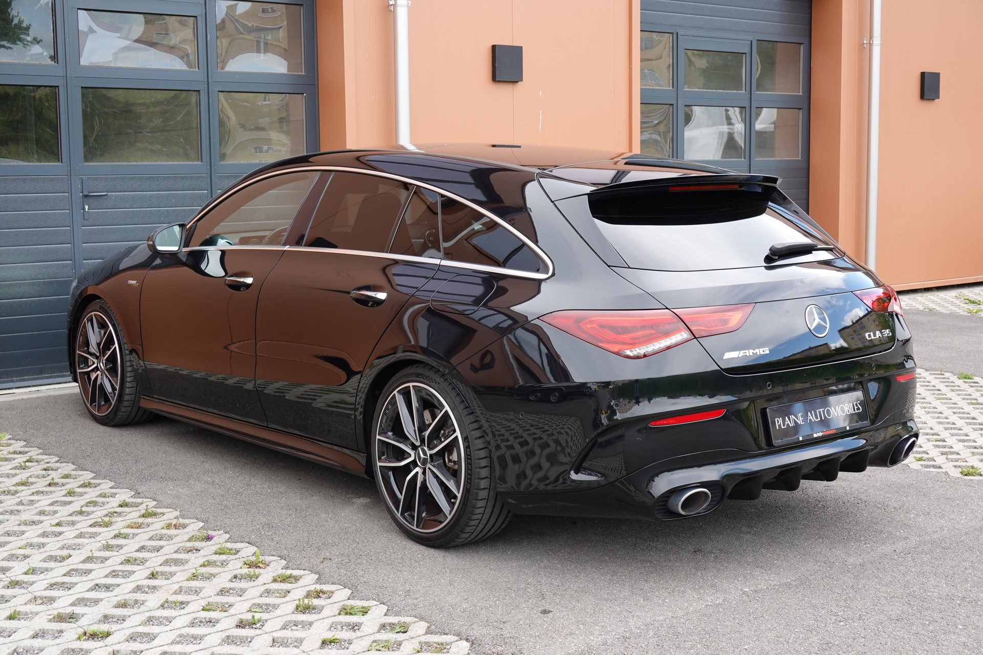 MERCEDES-BENZ CLA Shooting Brake 35 AMG 4Matic -" Sièges AMG * Toit Ouvrant * Sièges Electriques+Chauffant * GPS * Lumière Ambiance "-image-9