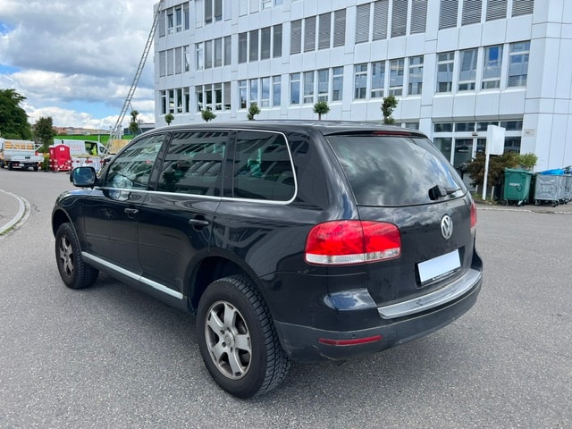 VW Touareg 3.2 V6-image-13
