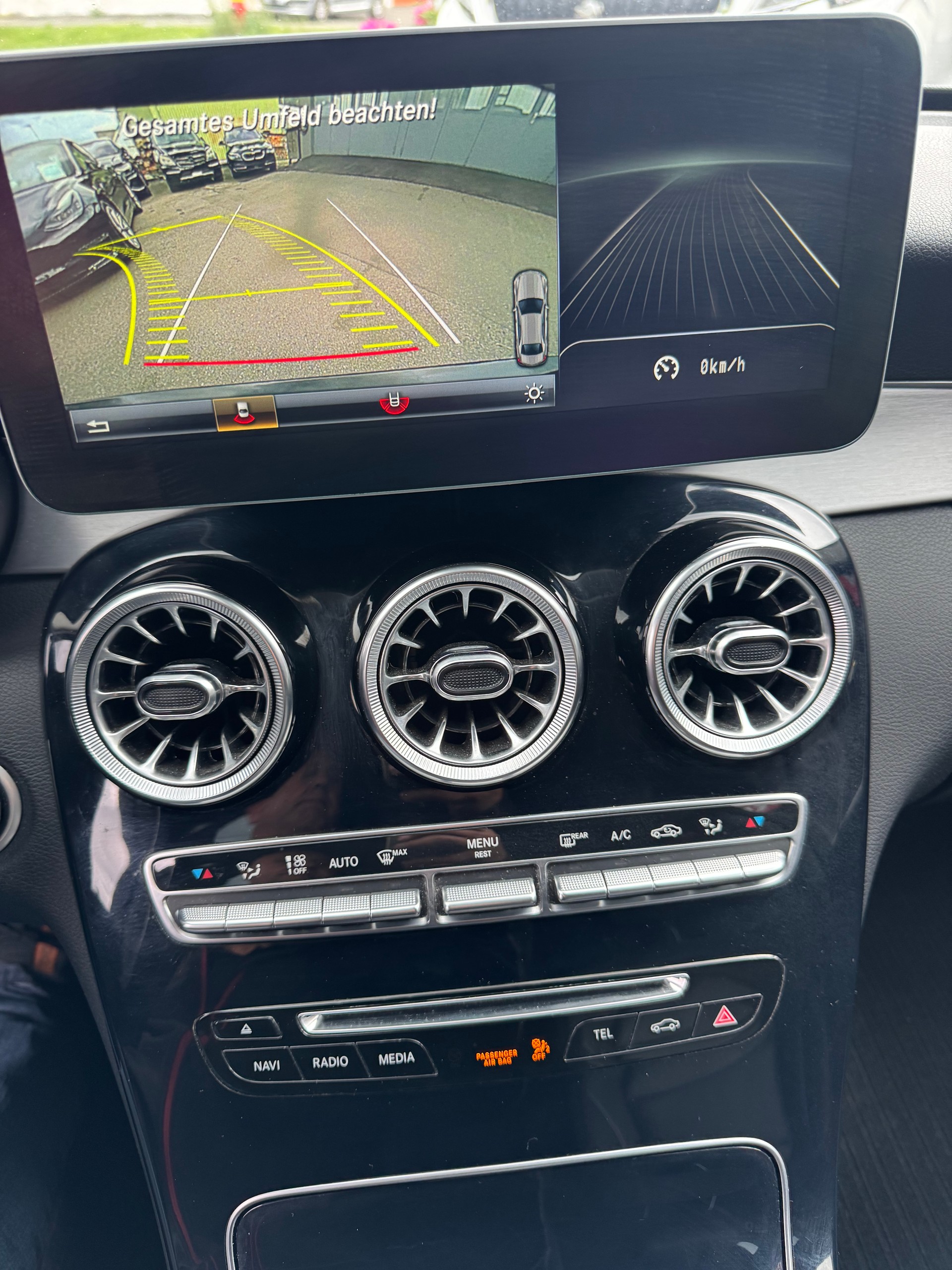 MERCEDES-BENZ C 250 BlueTEC Exclusive 4Matic 9G-Tronic-image-9