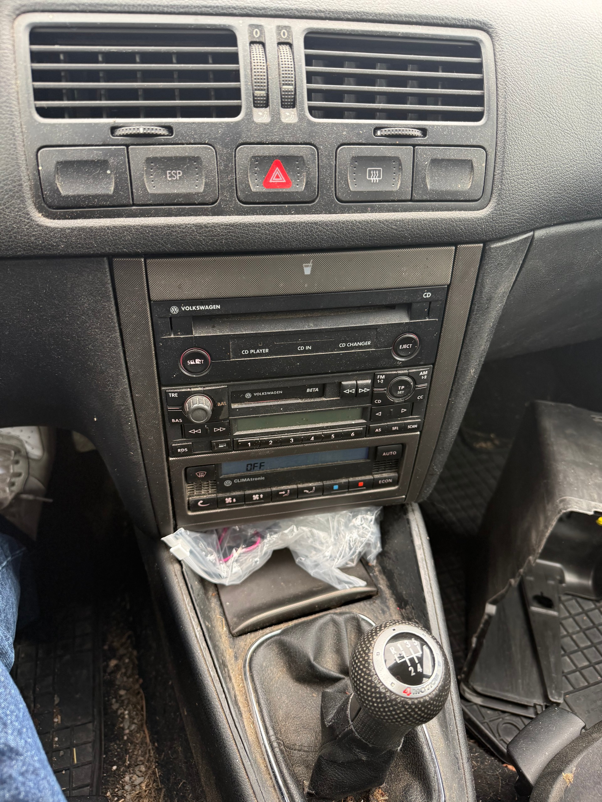 VW Bora Variant 2.0 Comfortline 4Motion-image-8