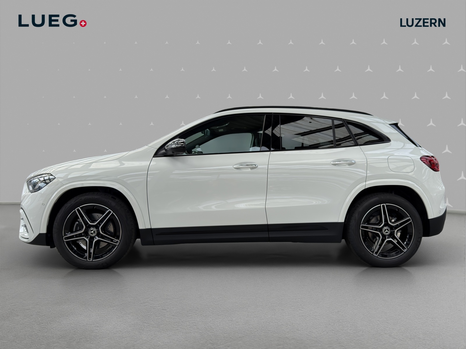 MERCEDES-BENZ GLA 200 Night Star 7G-DCT-image-1