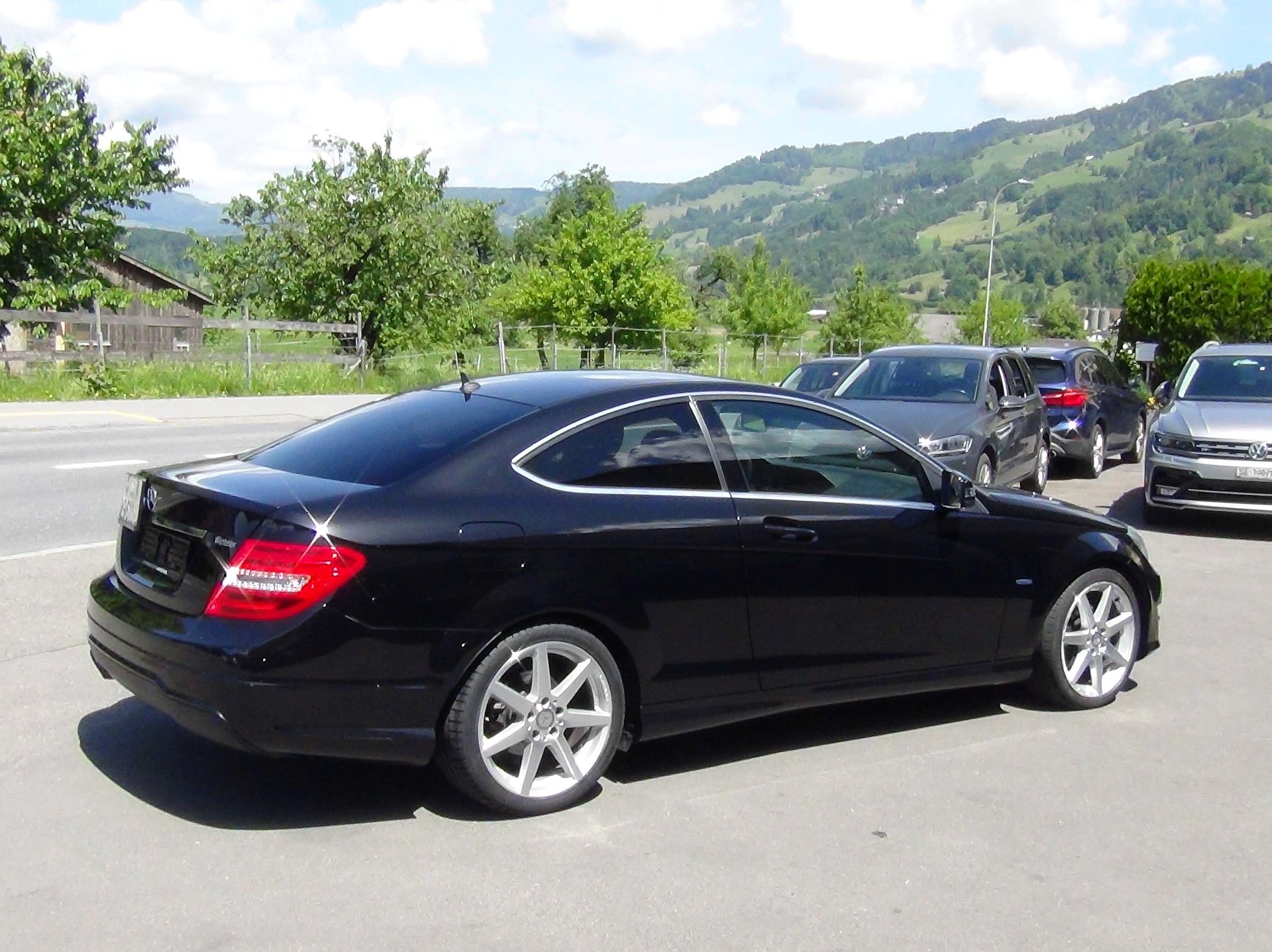 MERCEDES-BENZ C 180 Coupé-image-4