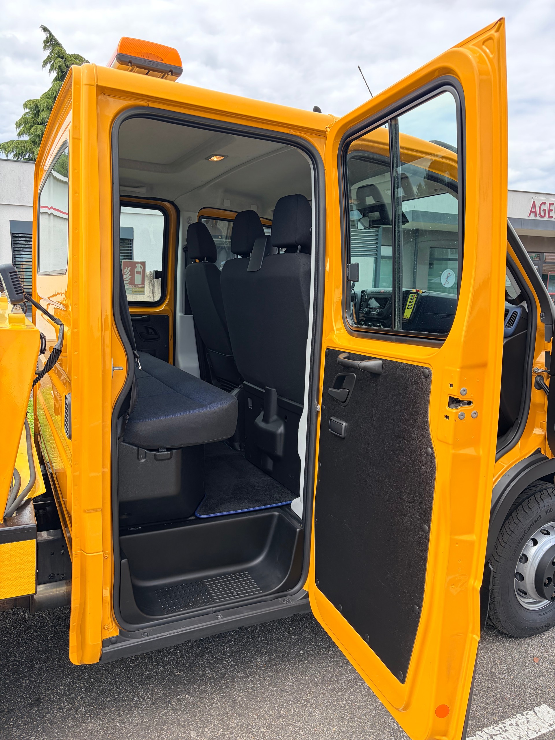 IVECO 70 C 18-image-11