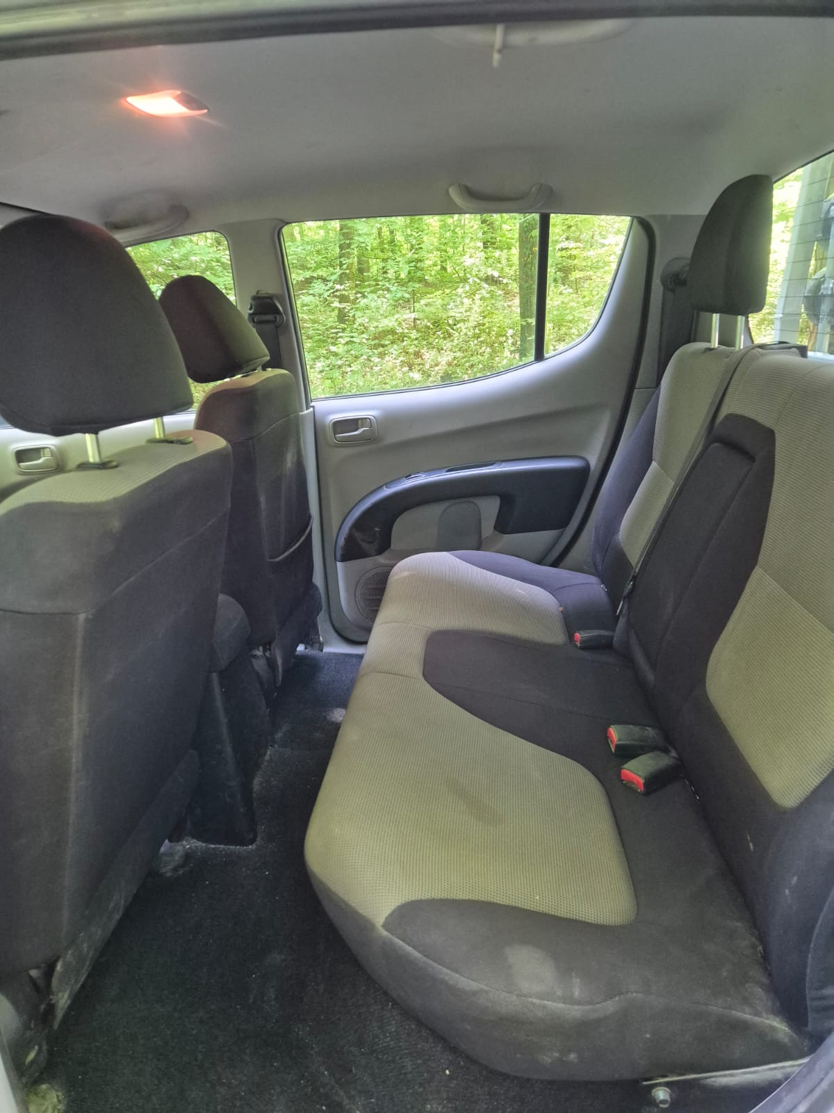 MITSUBISHI L 200-image-3