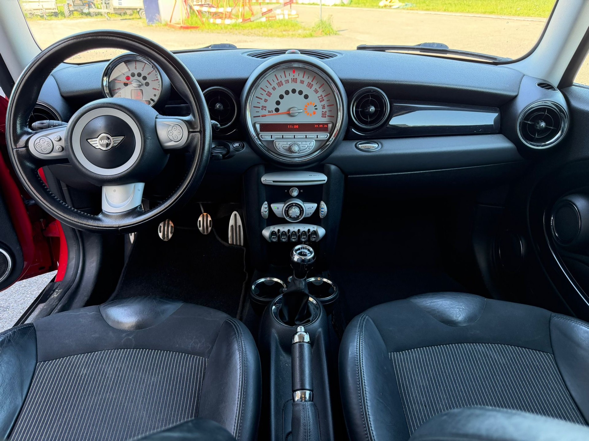 MINI Cooper S-image-11