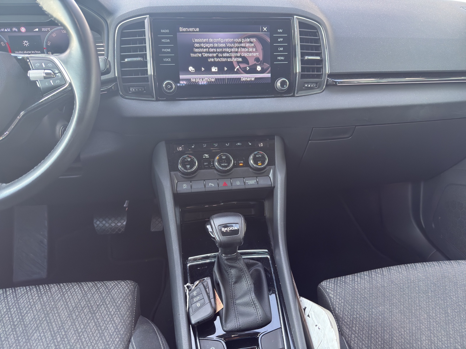 SKODA Karoq 1.5 TSI Style DSG-image-10