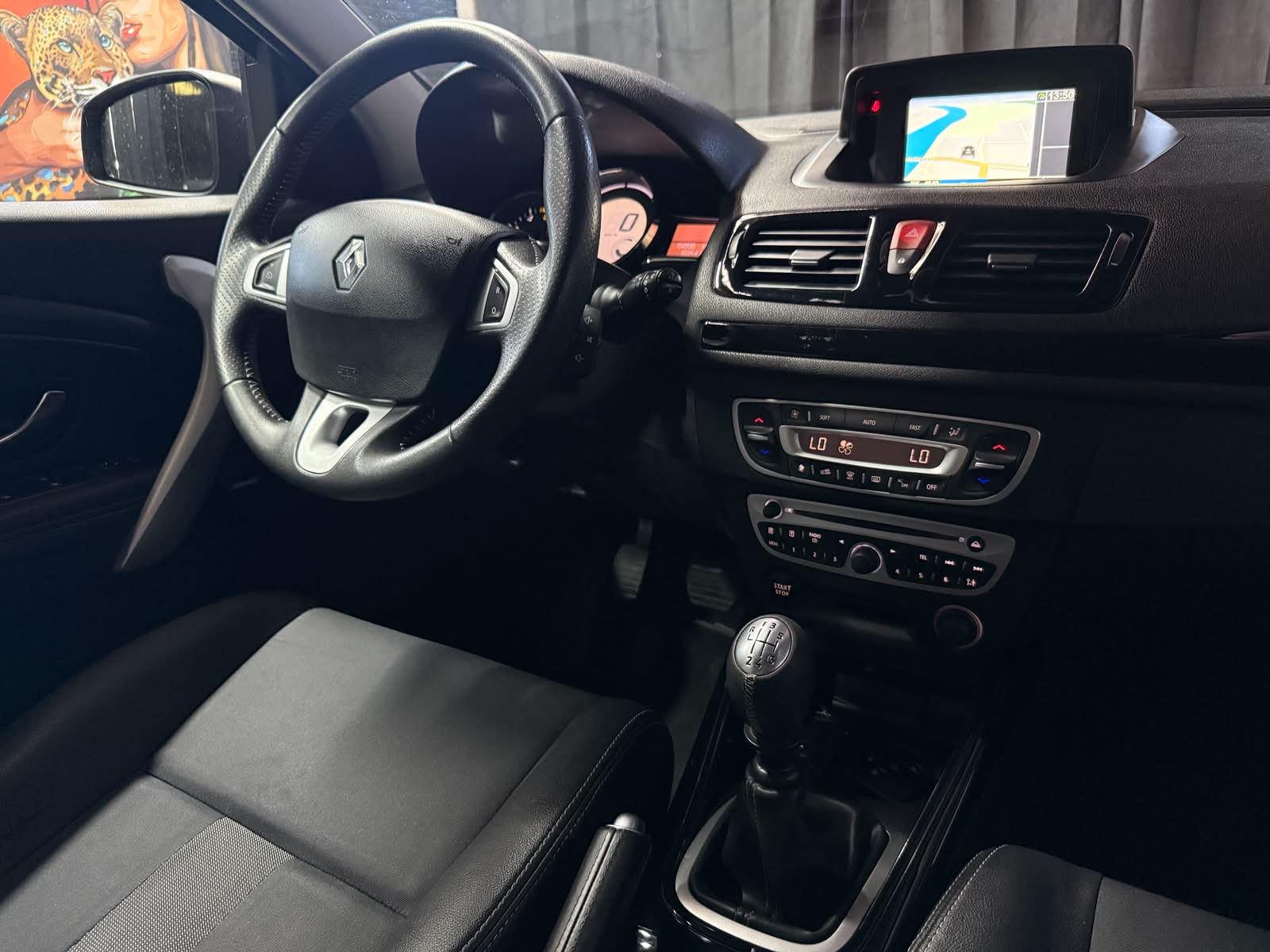 RENAULT Mégane 1.9 dCi Dynamique-image-14