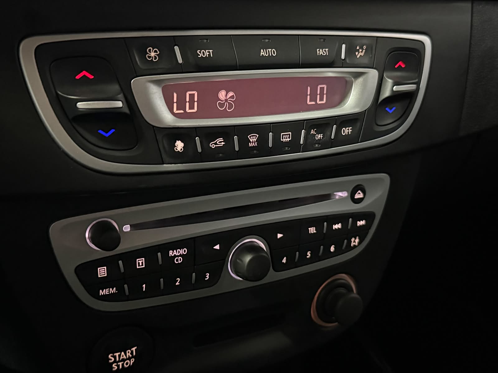 RENAULT Mégane 1.9 dCi Dynamique-image-8