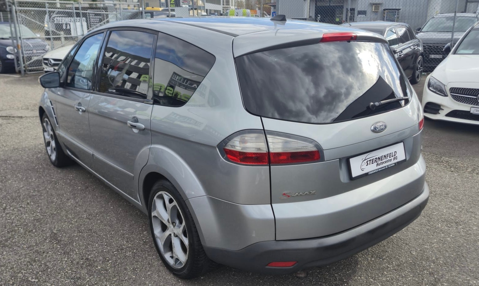 FORD S-Max 2.0 TDCi Titanium Automatic-image-2