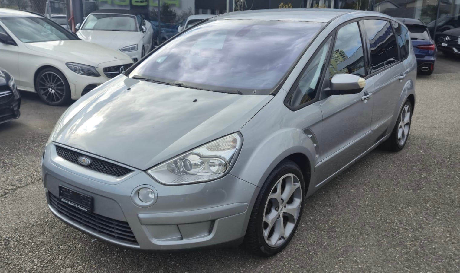 Car photo