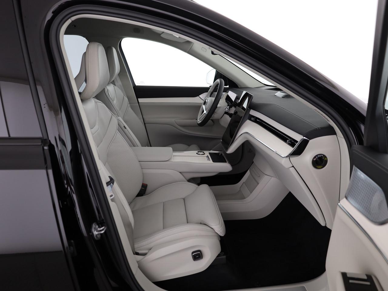 VOLVO EX90 Twin Performance Ultra AWD-image-9