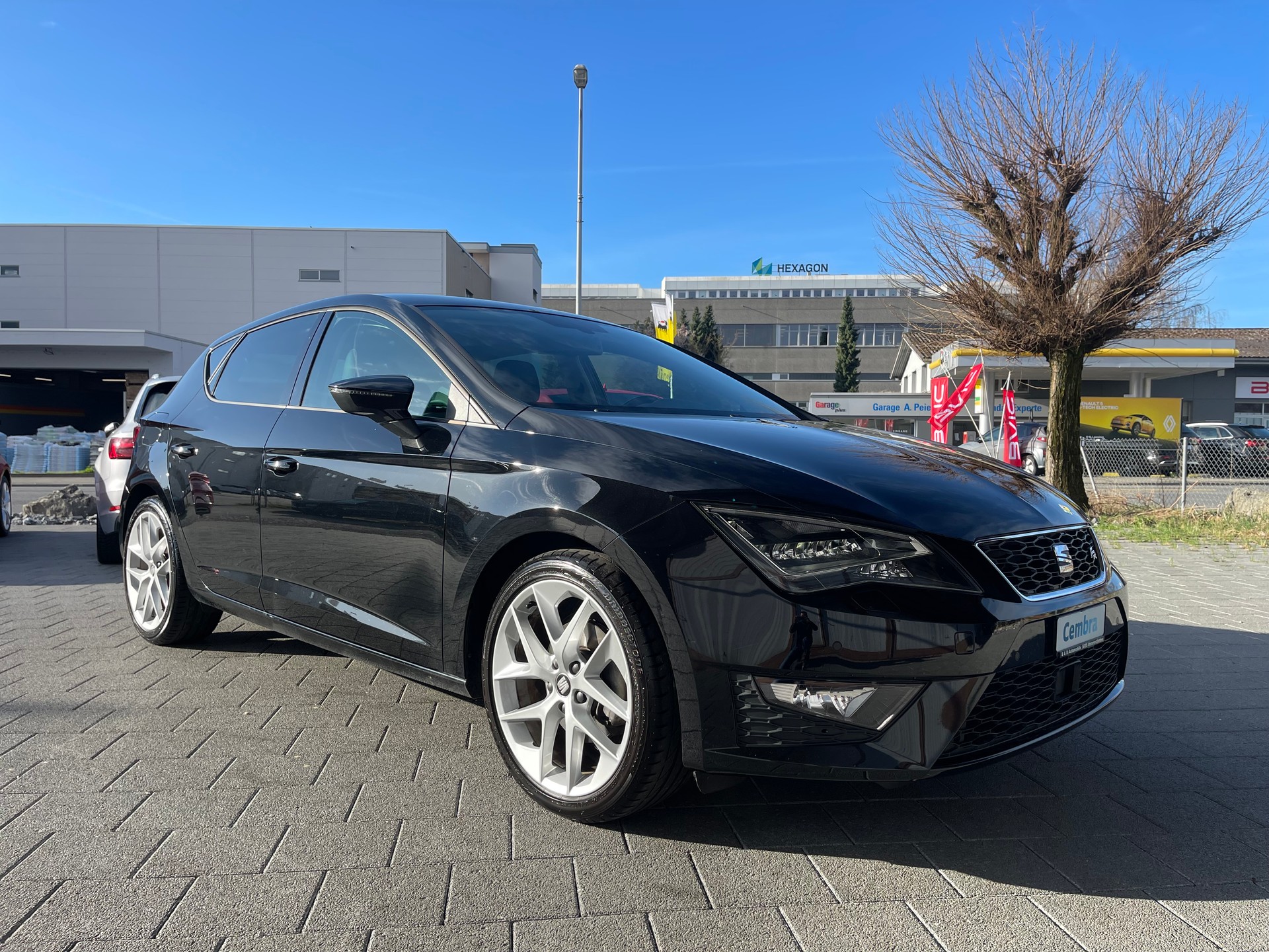 SEAT Leon 1.4 TSI Swiss FR-image-2