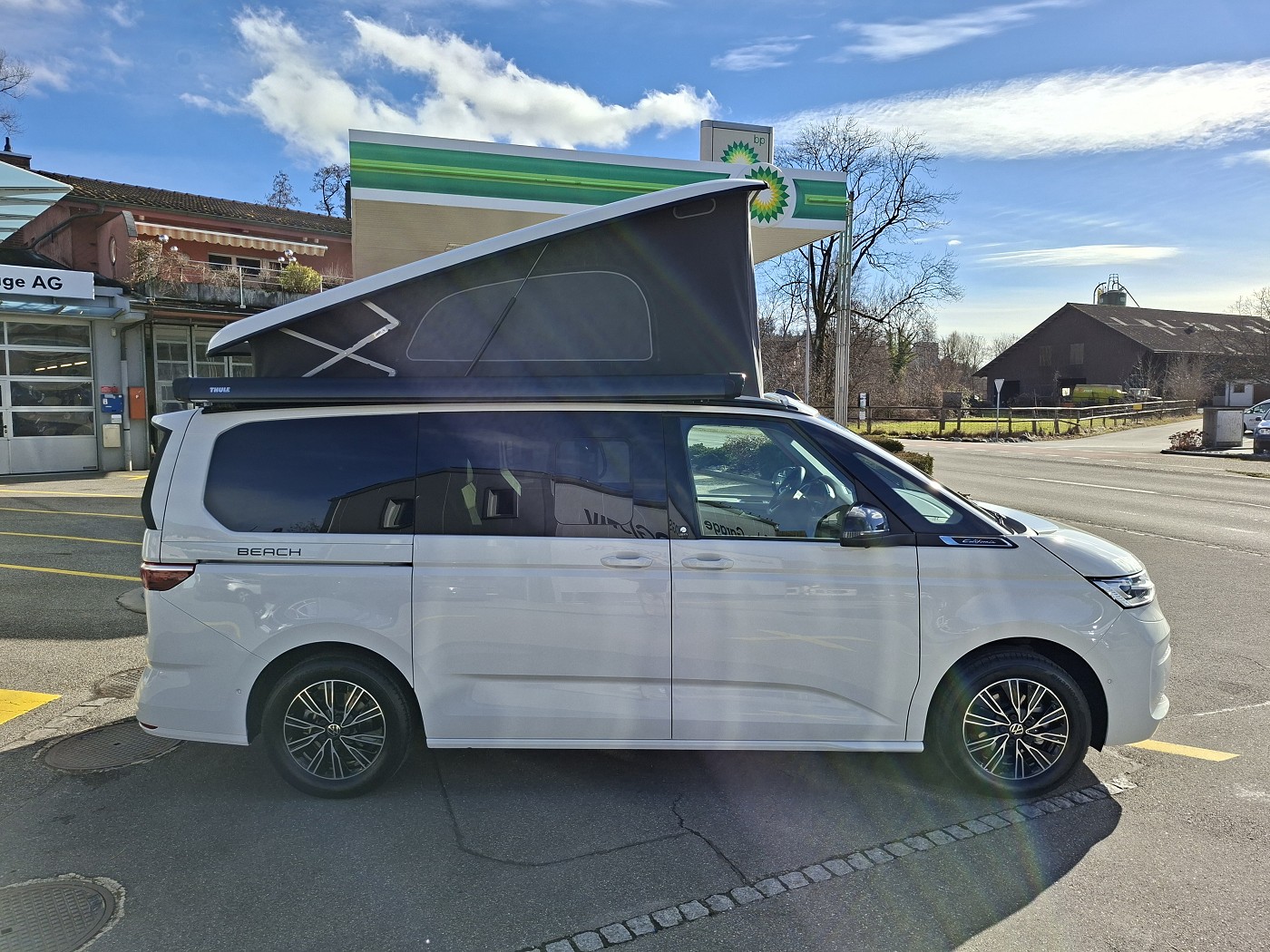 VW California 2.0 TDI Beach Tour Liberty-image-9