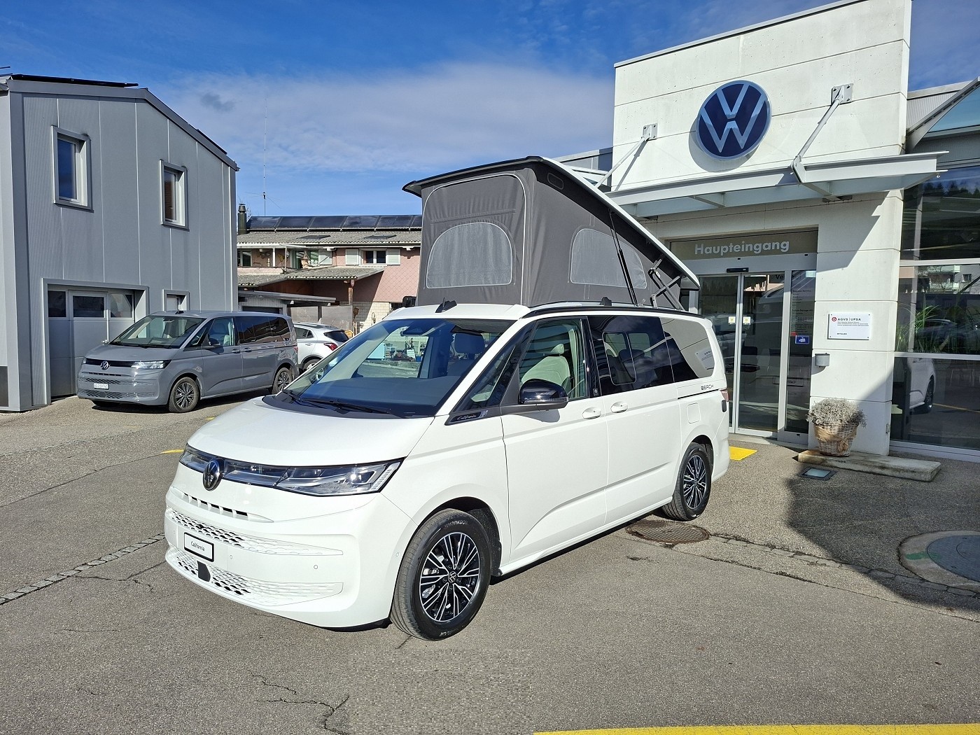 VW California 2.0 TDI Beach Tour Liberty-image-3