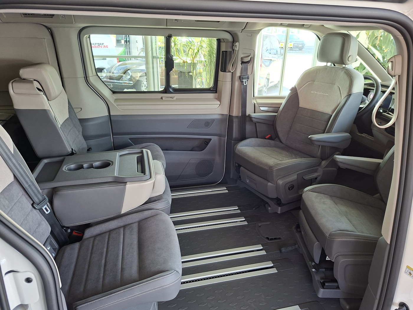 VW California 2.0 TDI Beach Tour Liberty-image-19