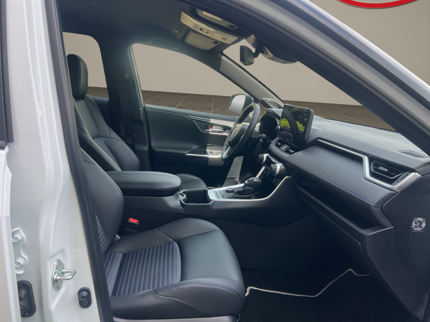 TOYOTA RAV4 2.5 HEV Style-image-9