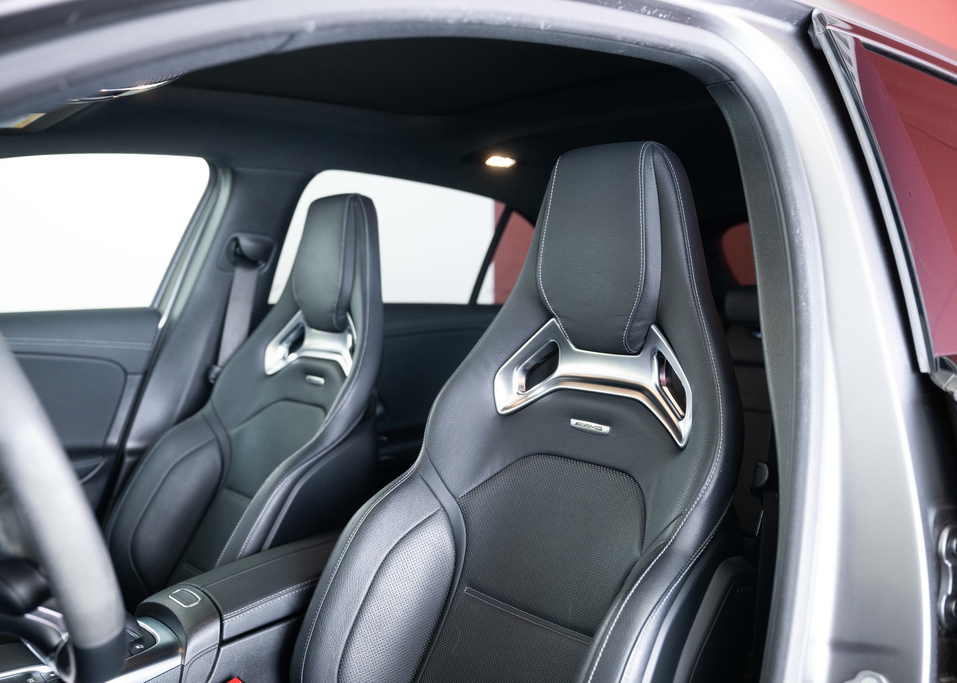 MERCEDES-BENZ A 45 S AMG (Swiss car, sublime condition, Performance seats, Premium Plus Package)-image-20
