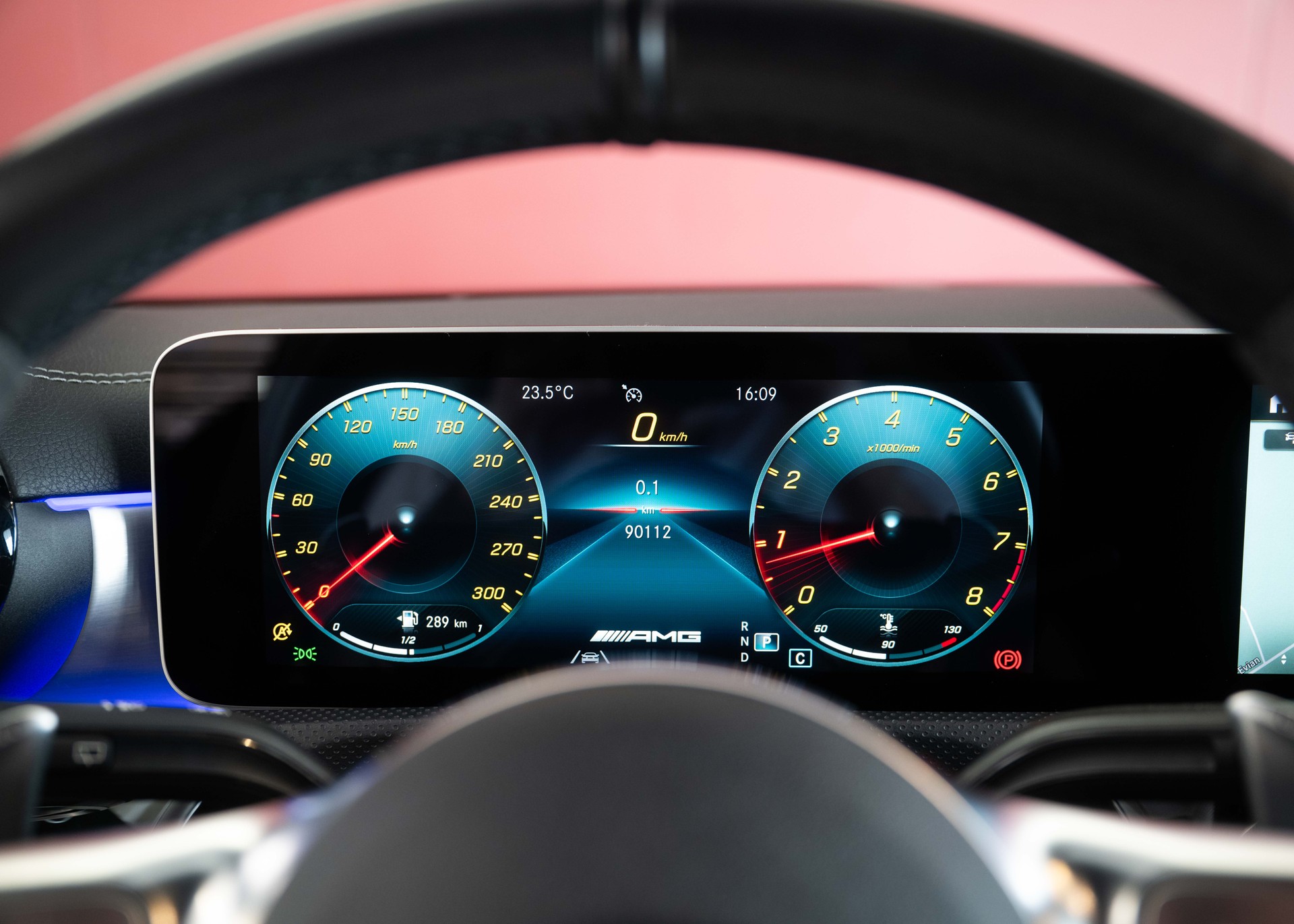MERCEDES-BENZ A 45 S AMG (Swiss car, sublime condition, Performance seats, Premium Plus Package)-image-27