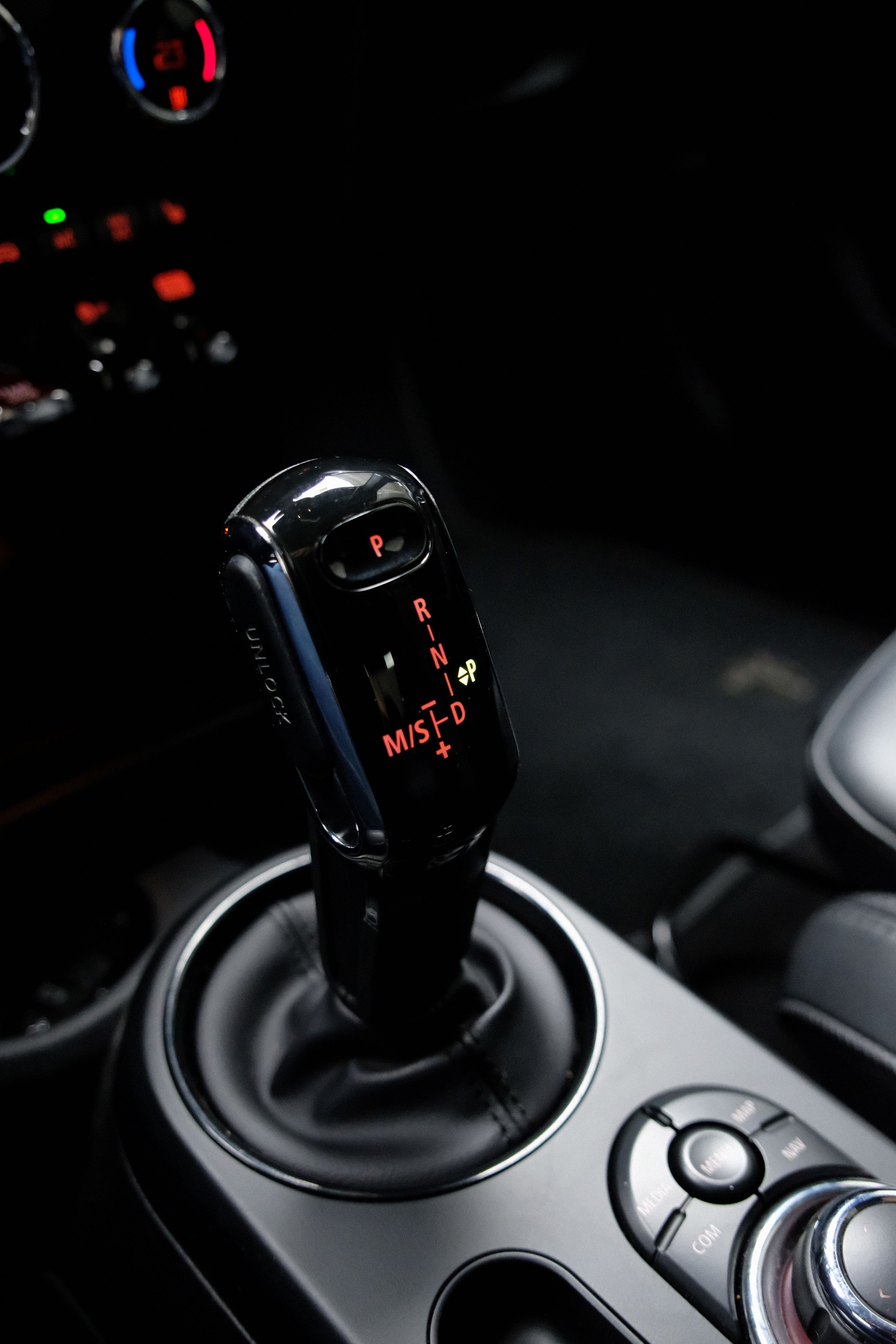 MINI Cooper S Steptronic DKG-image-25