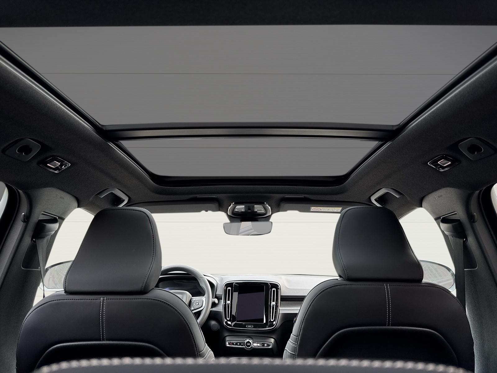 VOLVO EX40 Twin Black Edition AWD-image-11