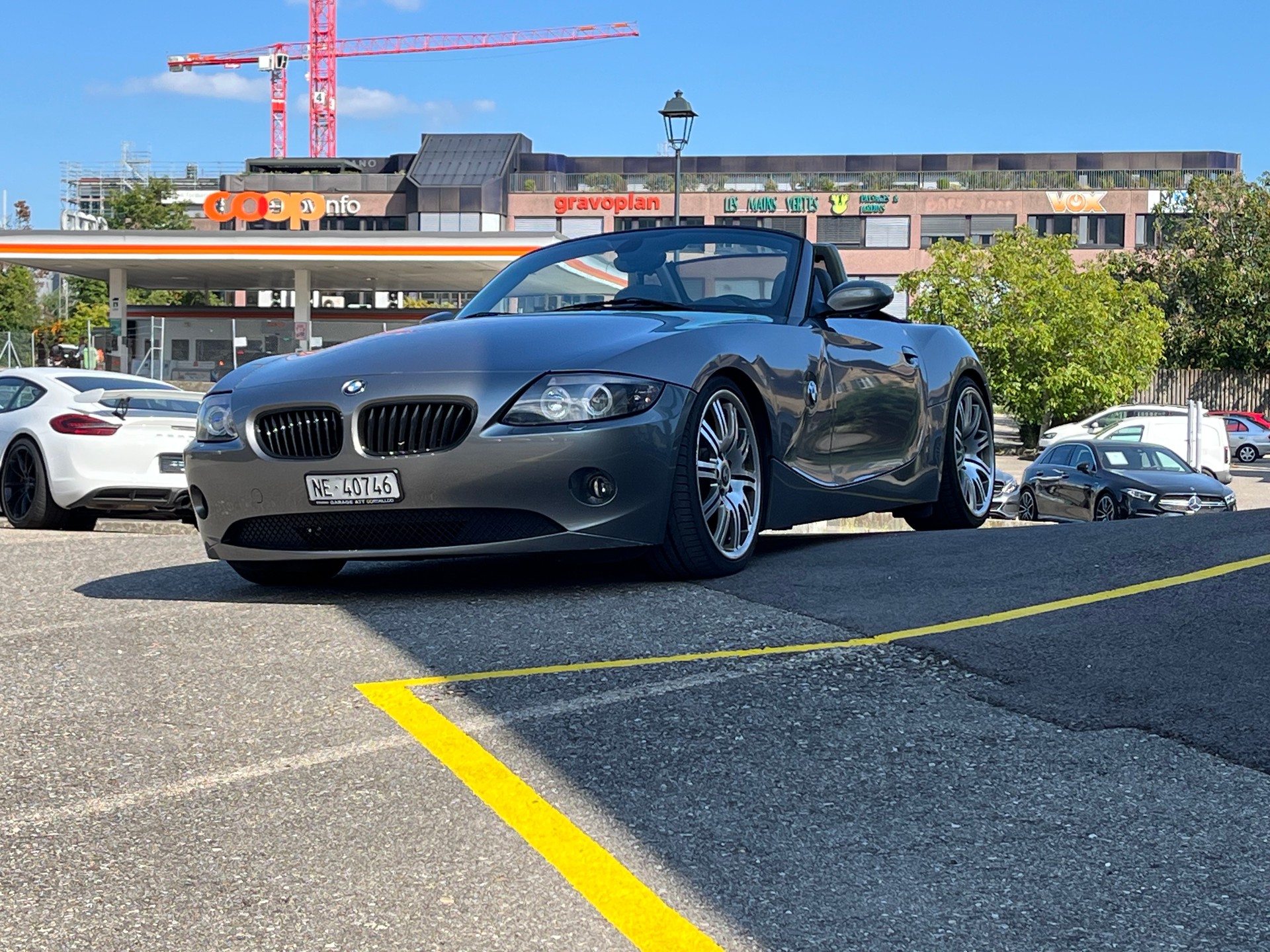 BMW 3.0i Roadster-image-15